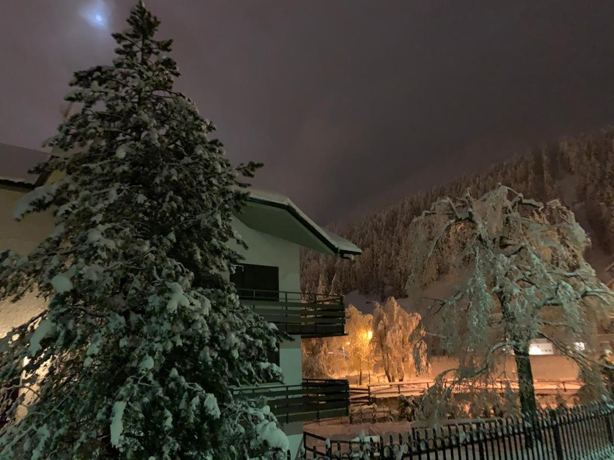 Blue Mountain Apartment Ponte Di Legno Ngoại thất bức ảnh